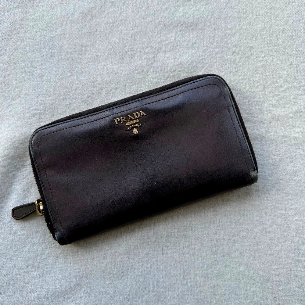 women's leather wallet
